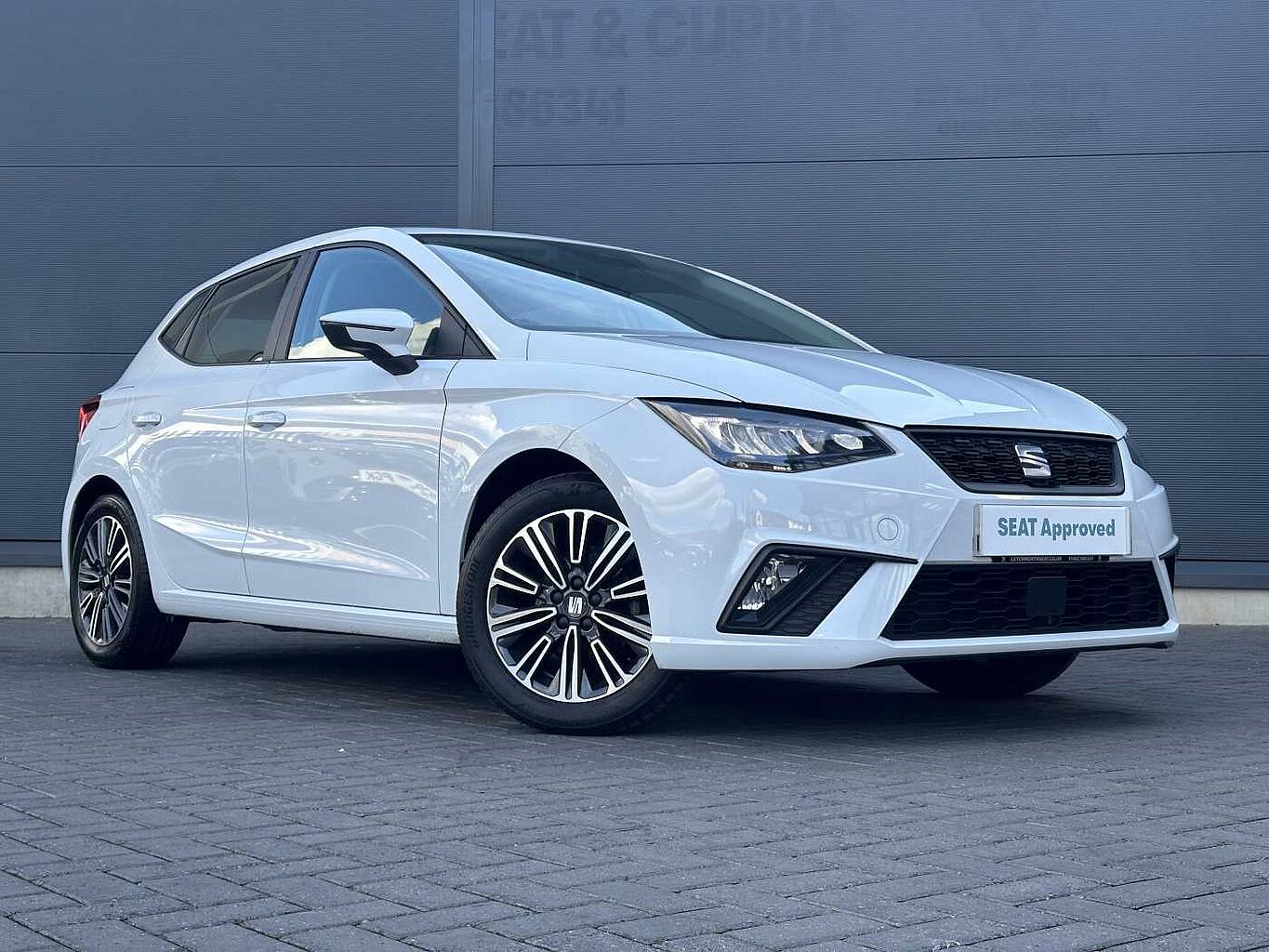 Main listing image - SEAT Ibiza