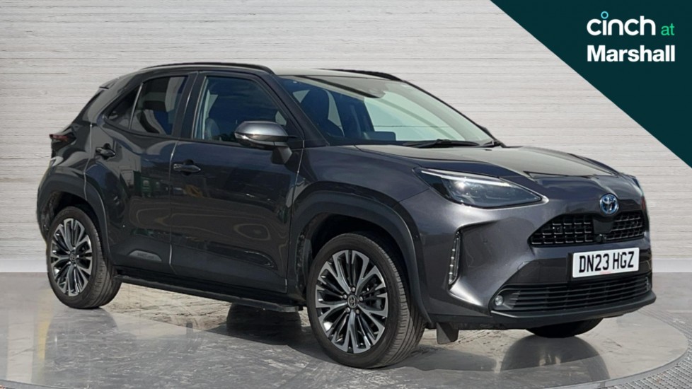 Main listing image - Toyota Yaris Cross