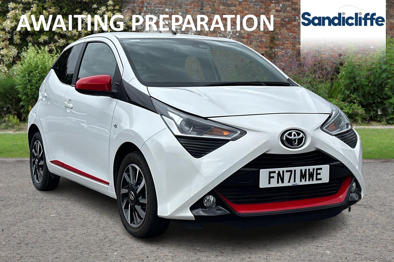 Main listing image - Toyota Aygo