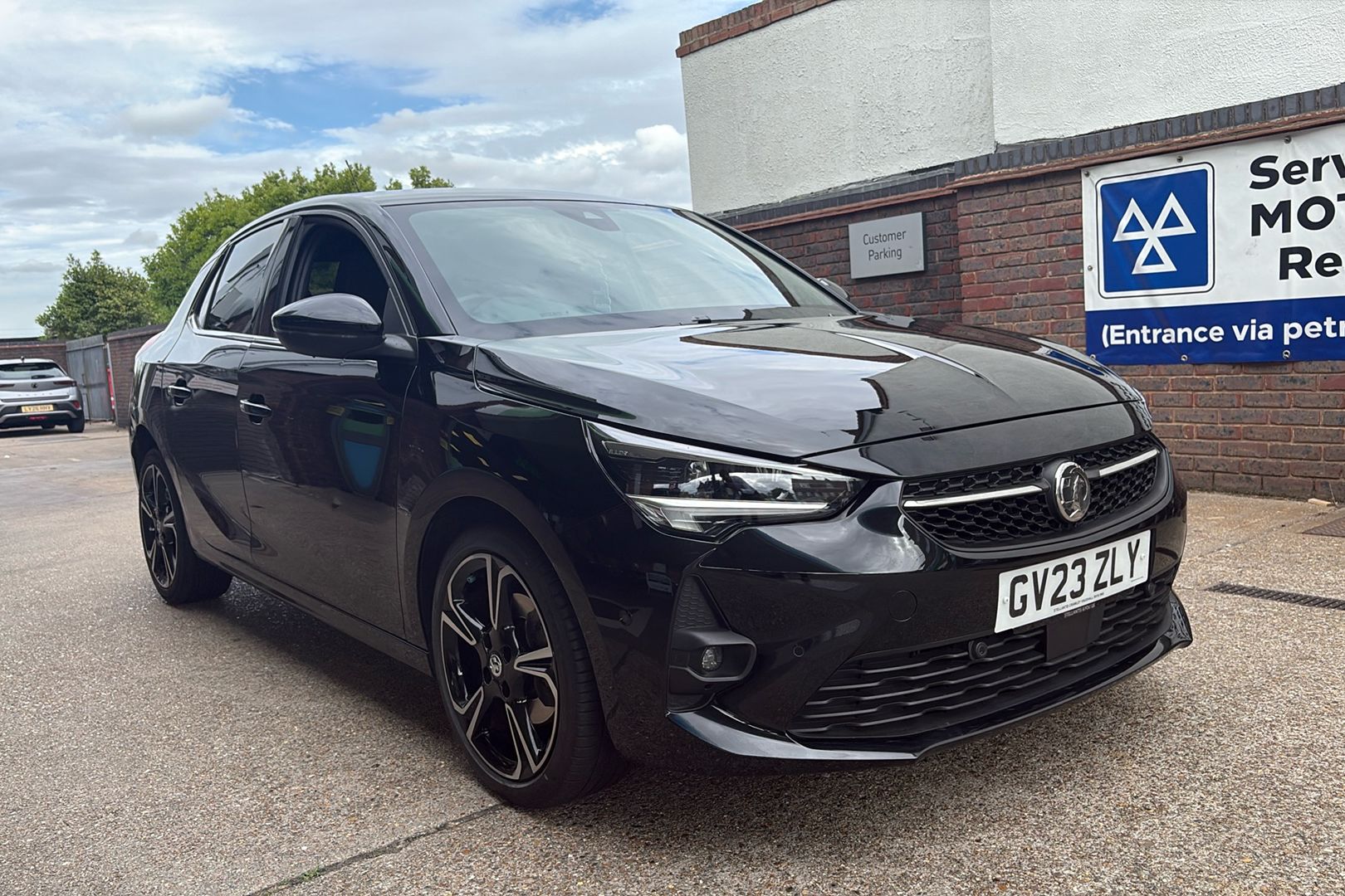 Main listing image - Vauxhall Corsa