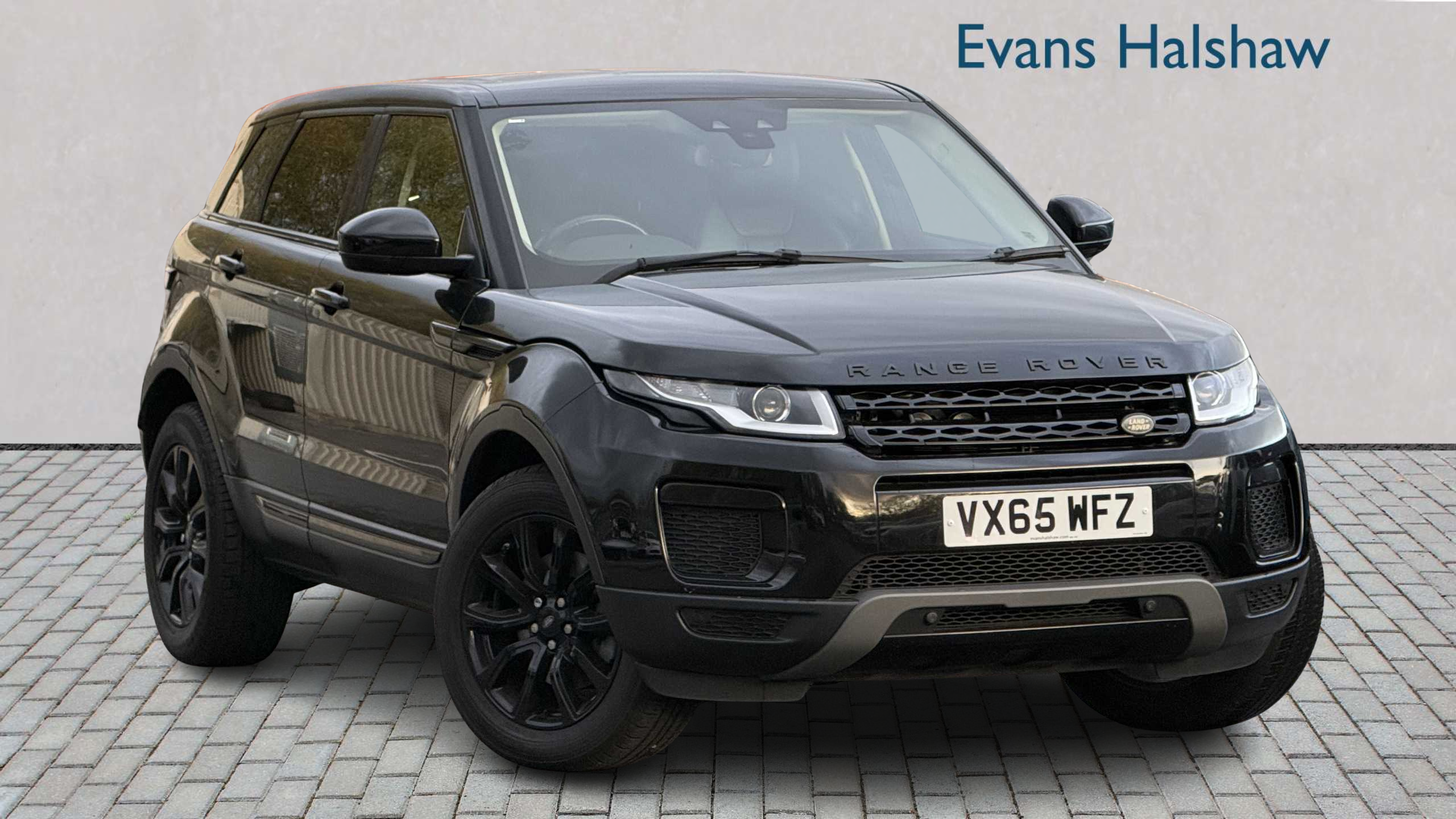 Main listing image - Land Rover Range Rover Evoque