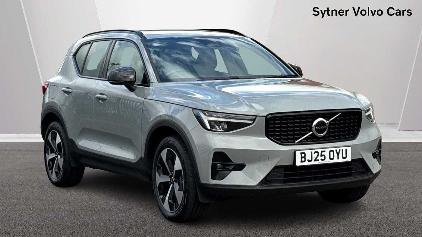 Main listing image - Volvo XC40