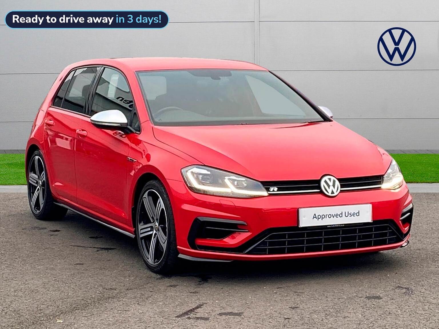 Main listing image - Volkswagen Golf R