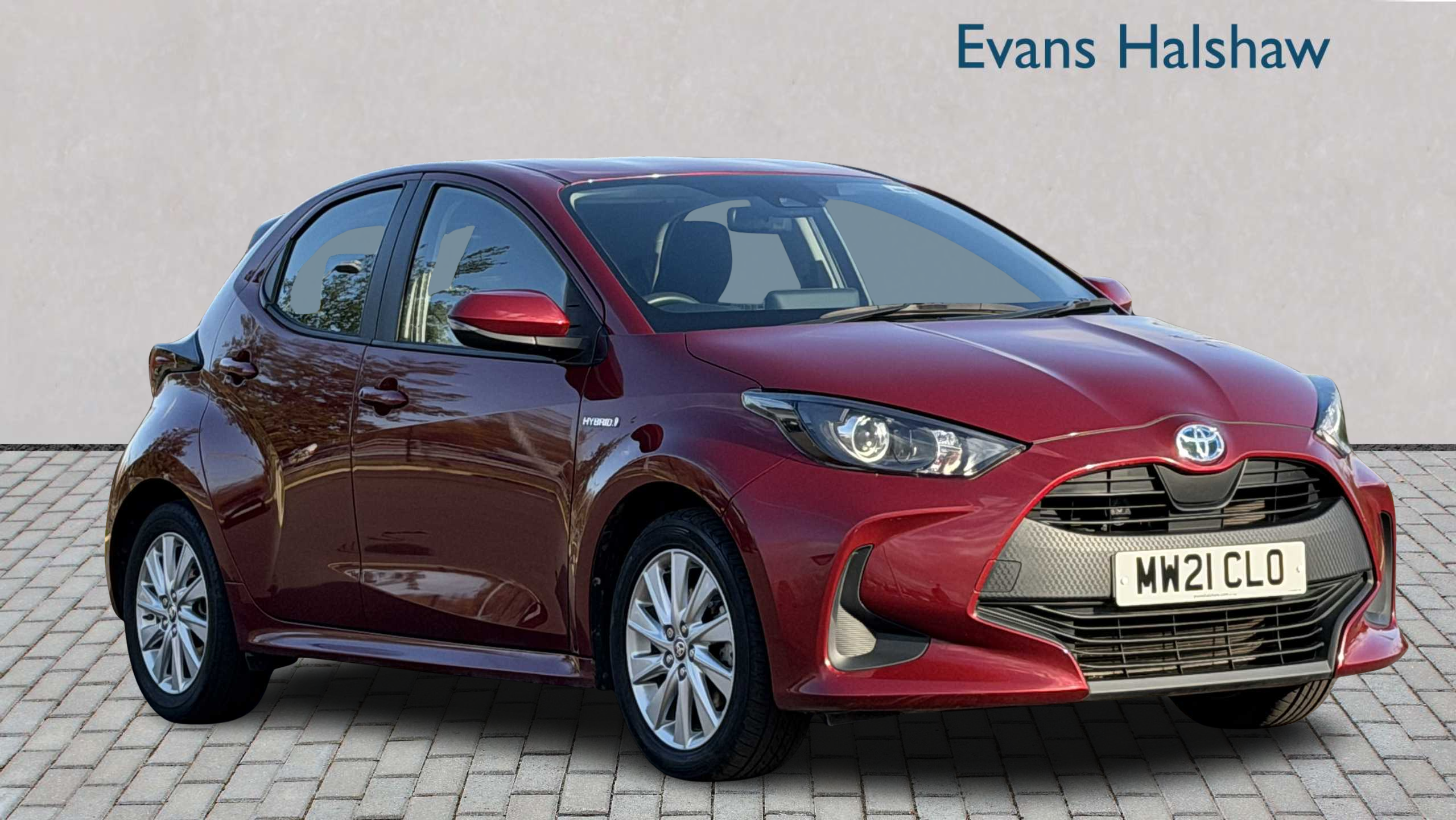 Main listing image - Toyota Yaris