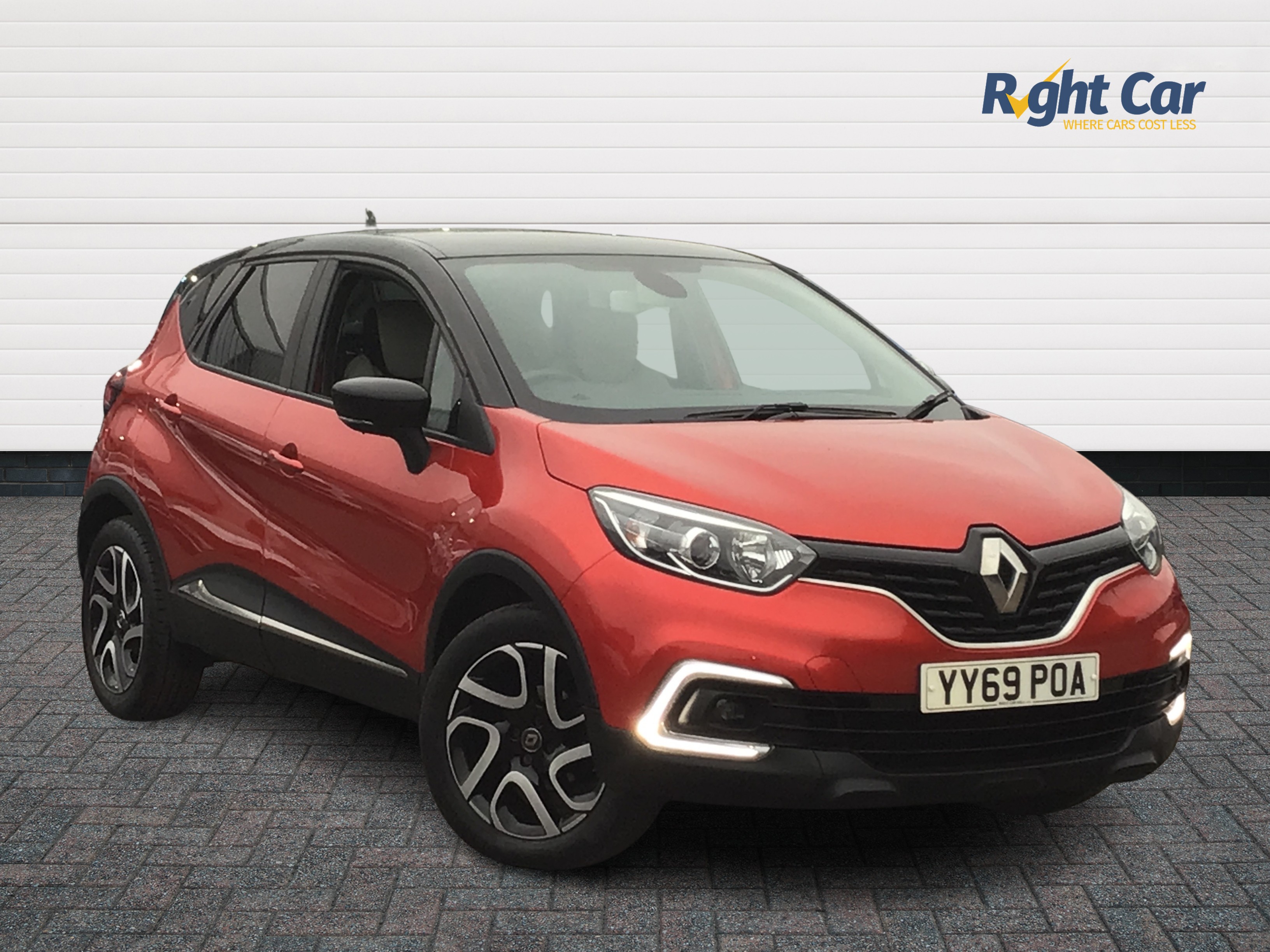 Main listing image - Renault Captur