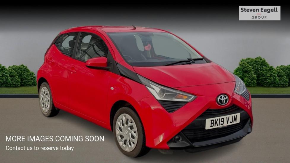 Main listing image - Toyota Aygo