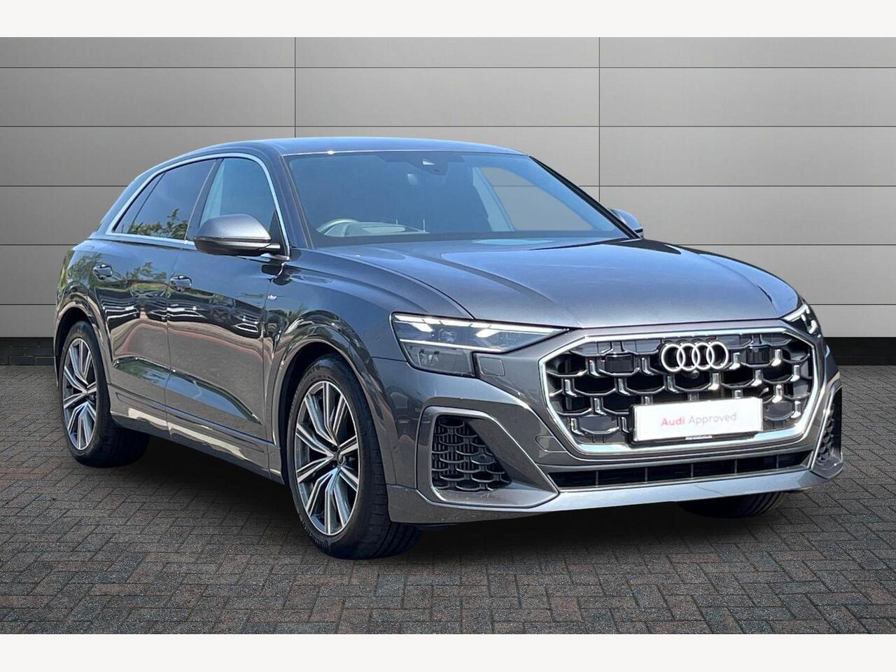Main listing image - Audi Q8