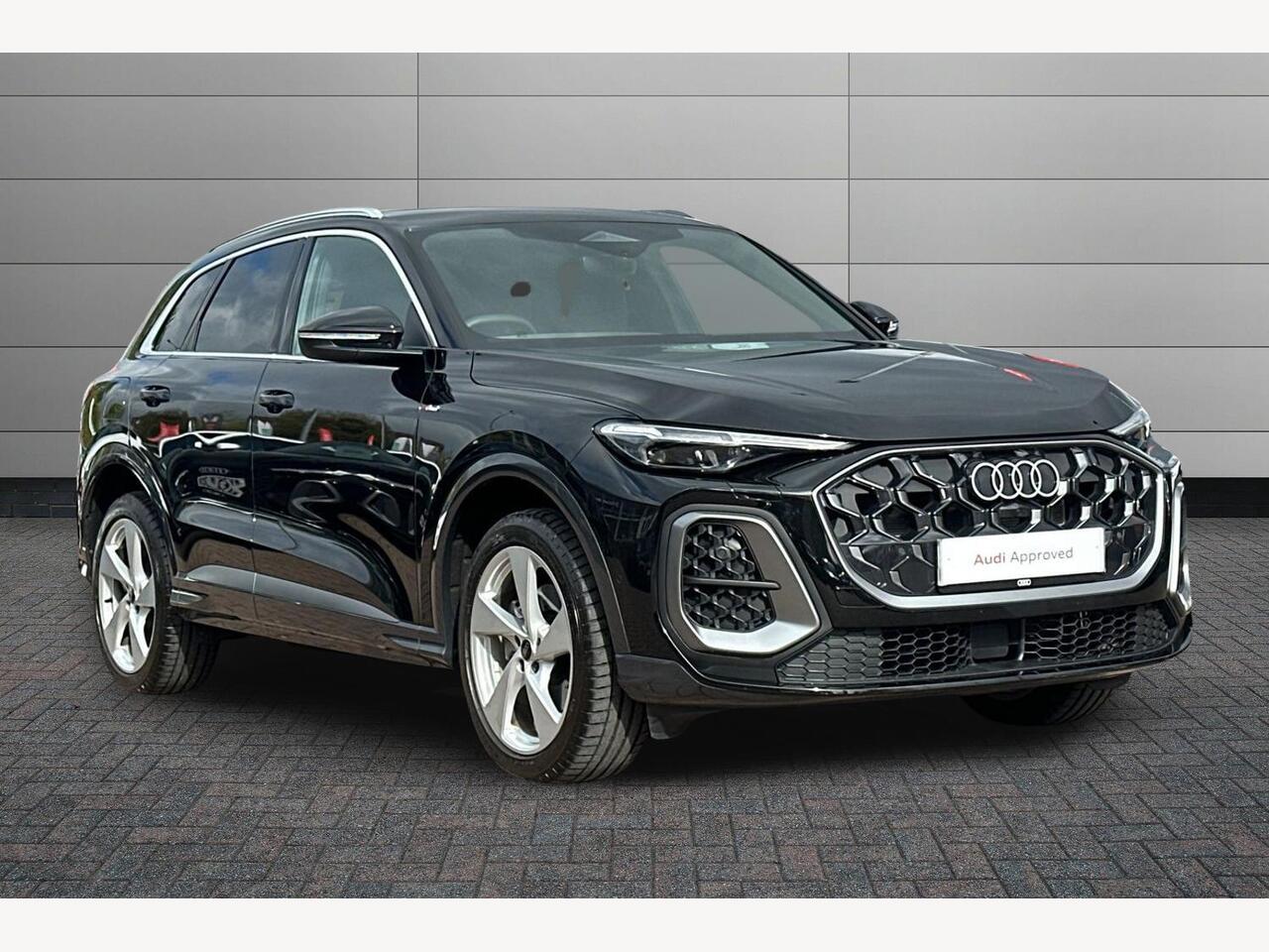 Main listing image - Audi Q5