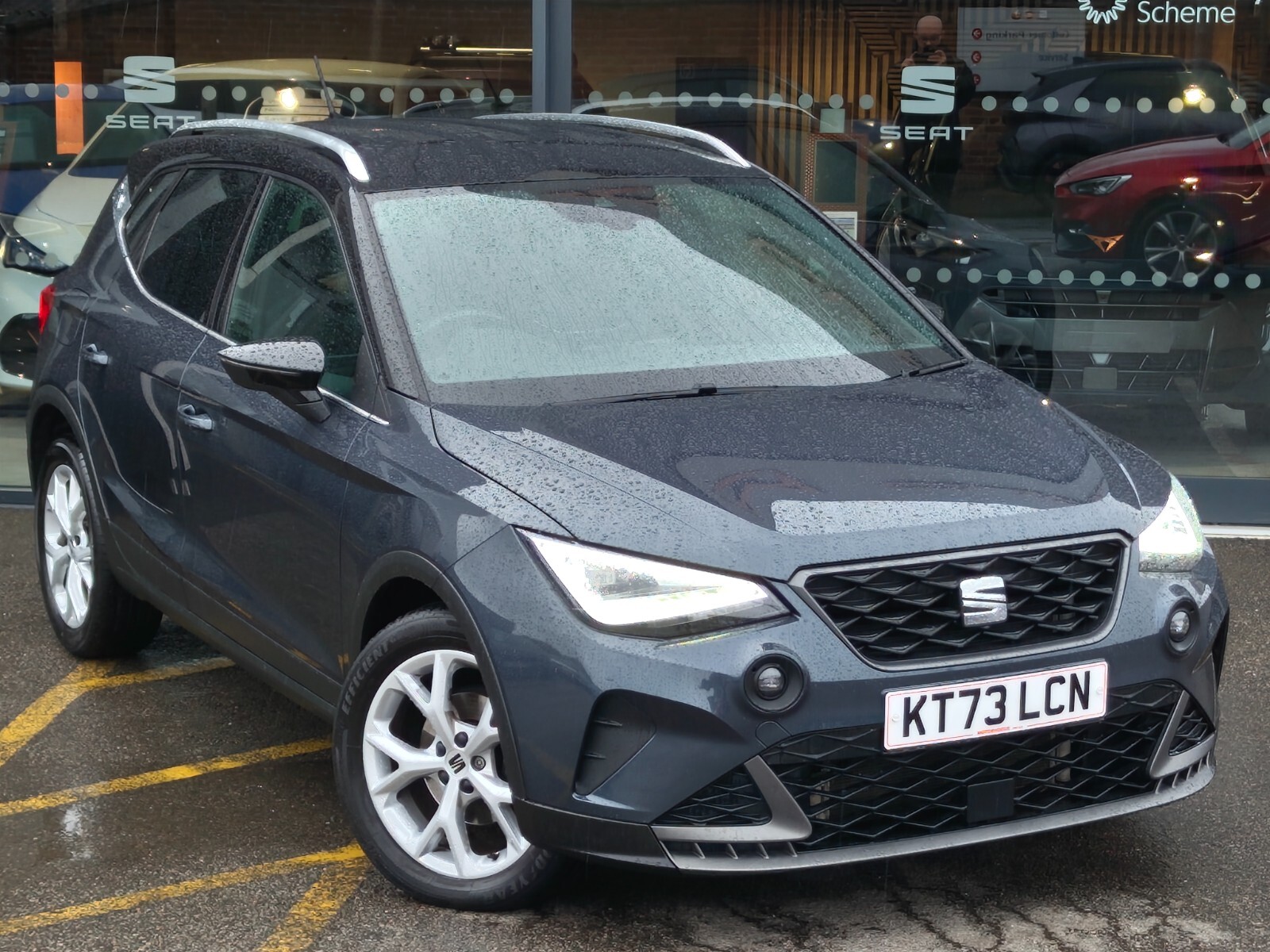Main listing image - SEAT Arona