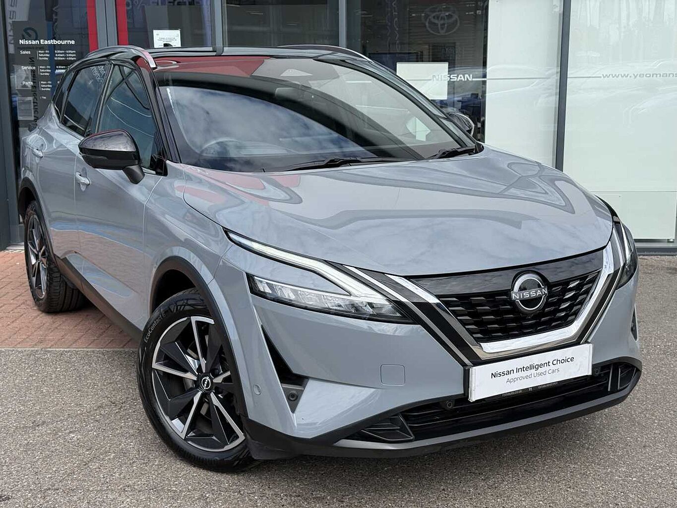 Main listing image - Nissan Qashqai