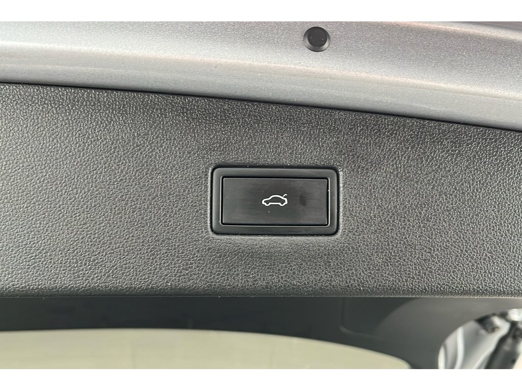 Main listing image - Volkswagen Tiguan Allspace