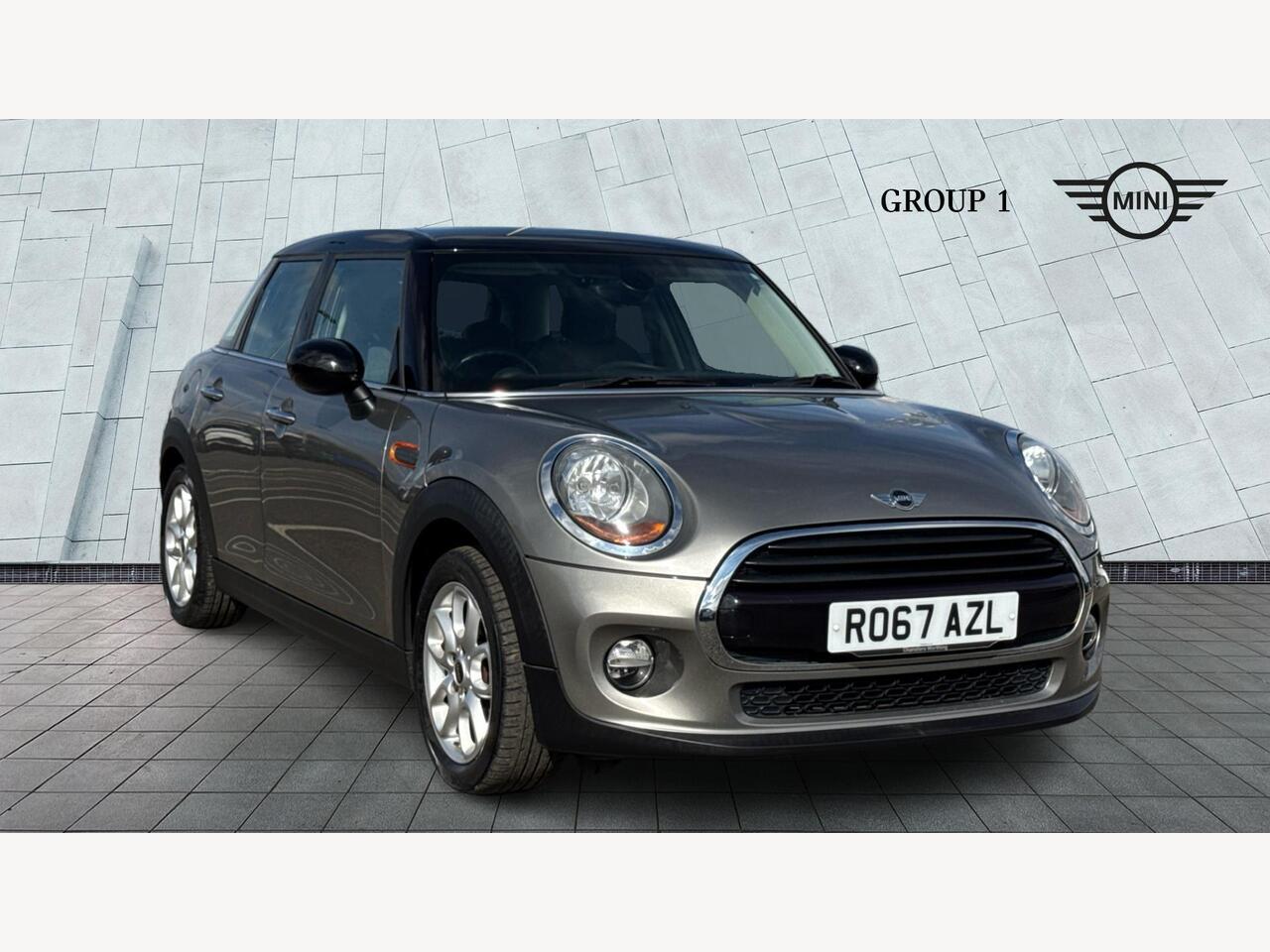 Main listing image - MINI Hatchback