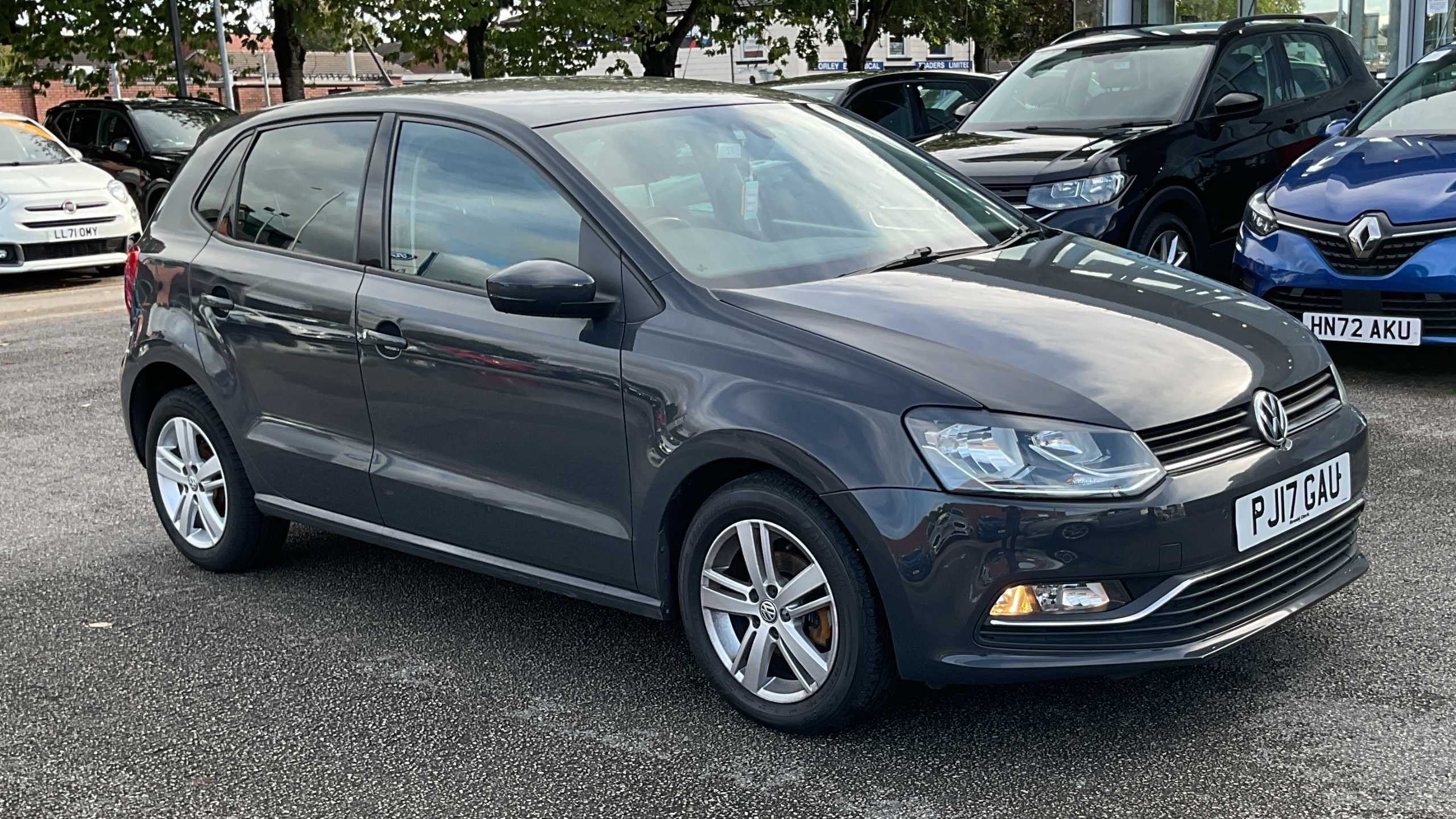 Main listing image - Volkswagen Polo
