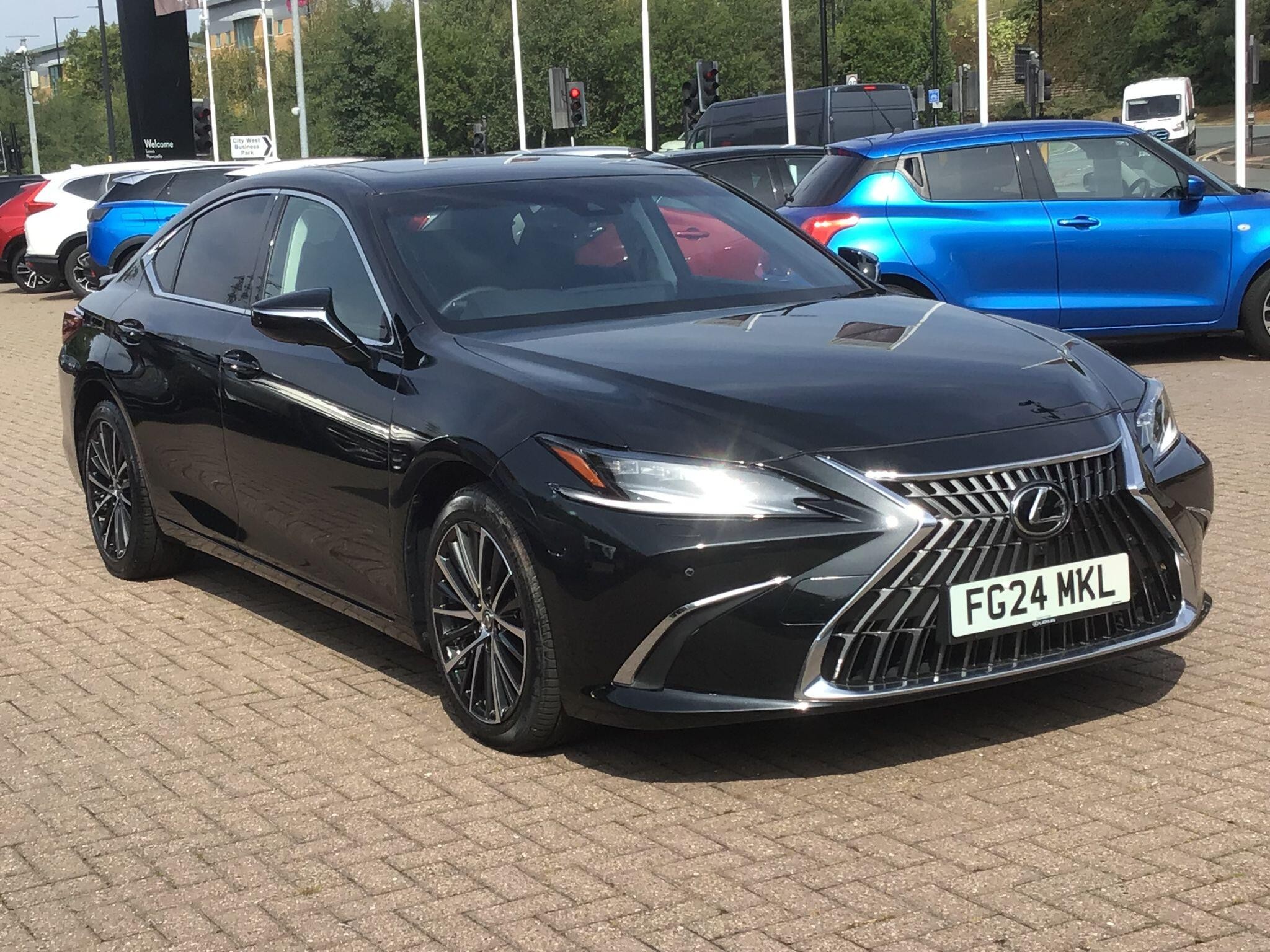 Main listing image - Lexus ES
