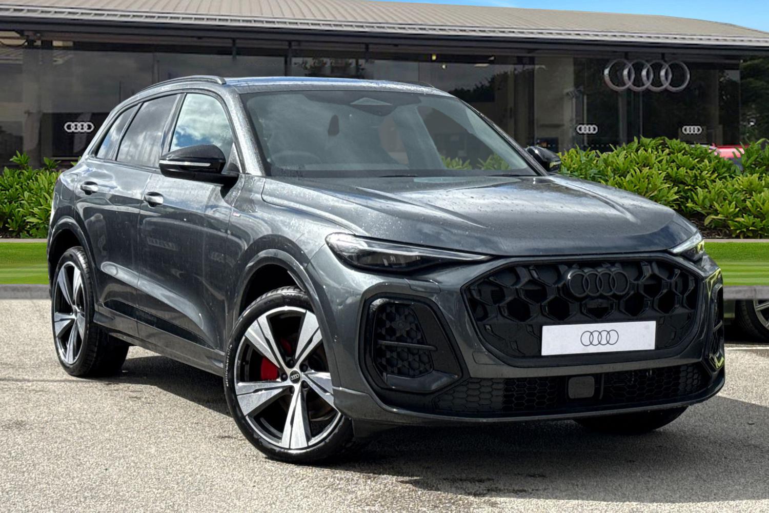 Main listing image - Audi Q5