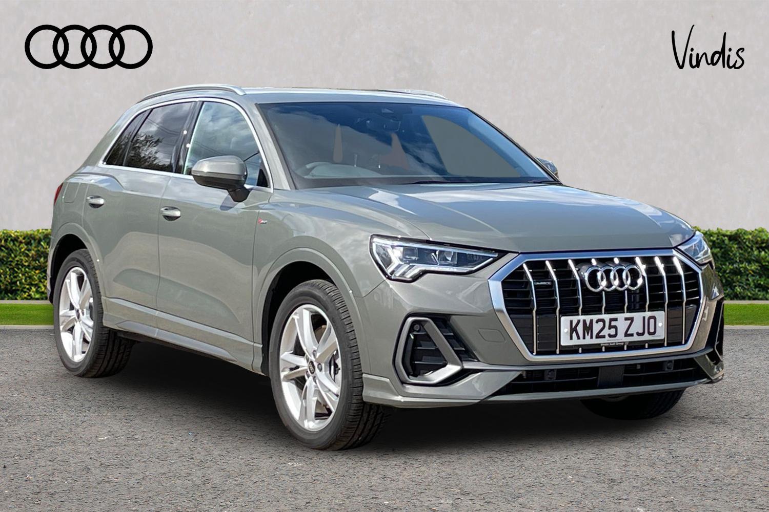 Main listing image - Audi Q3