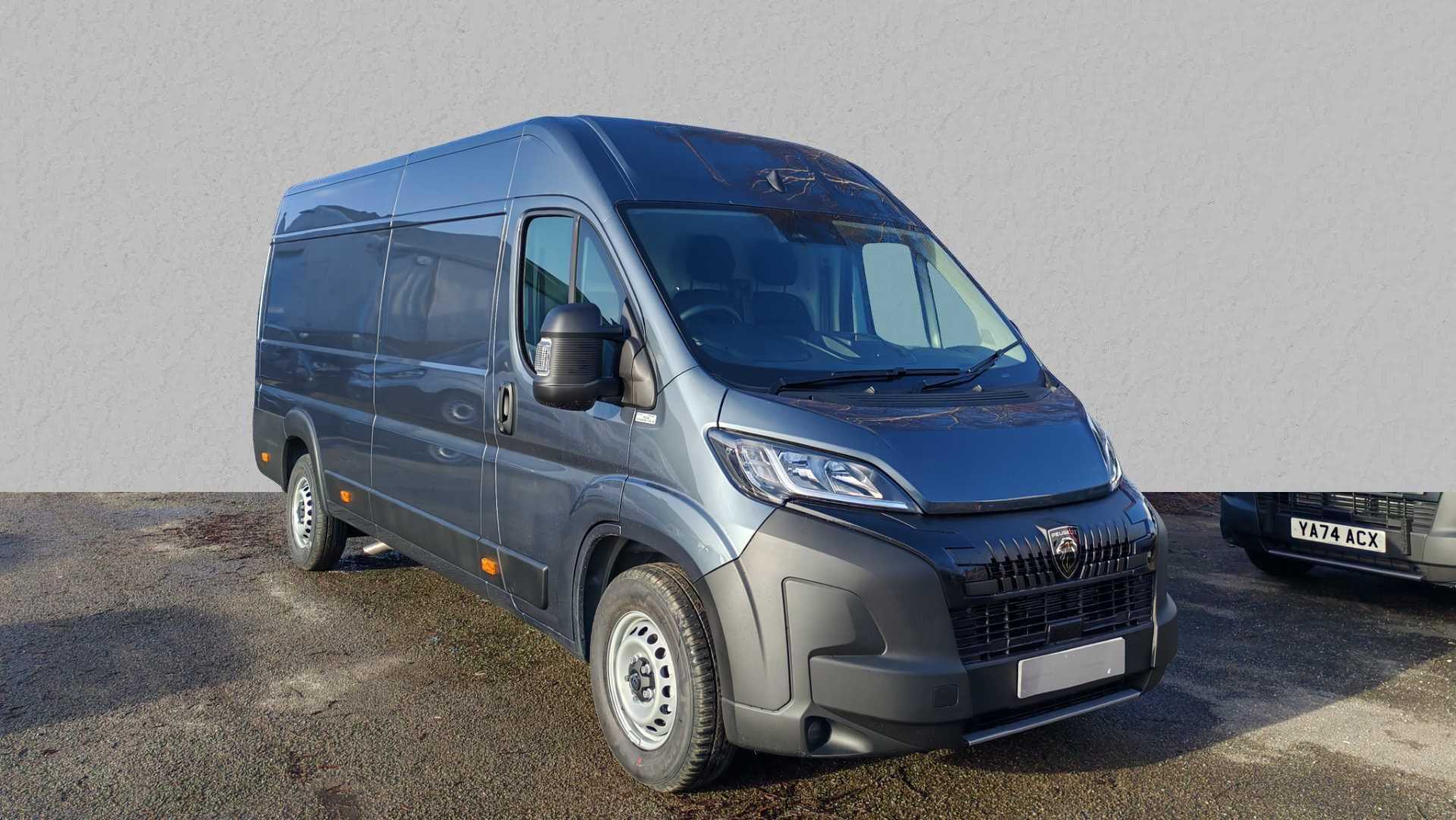 Main listing image - Peugeot Boxer