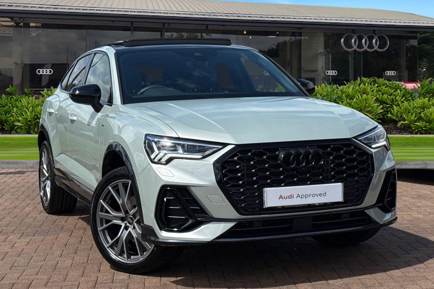 Main listing image - Audi Q3