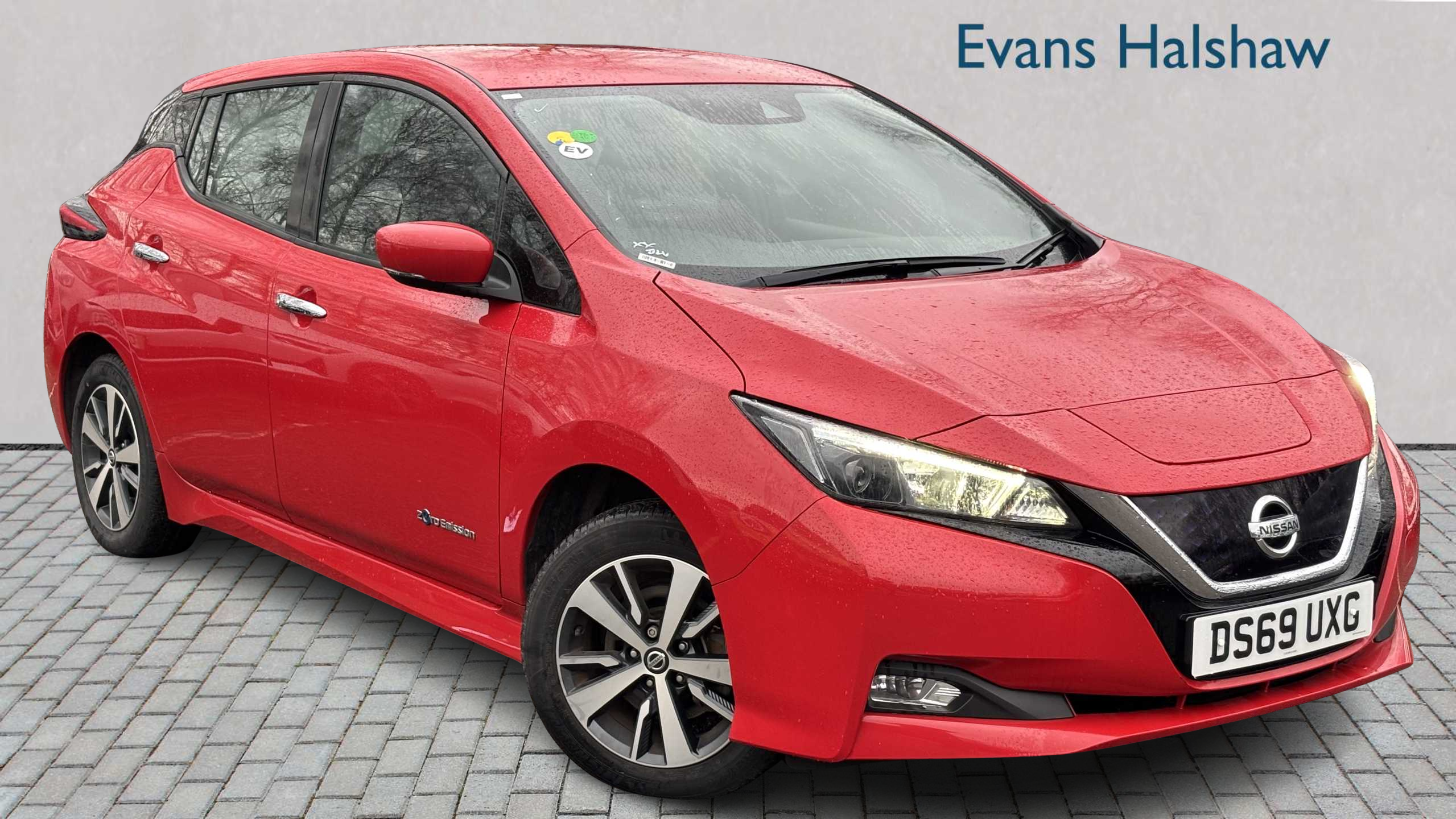 Main listing image - Nissan Leaf