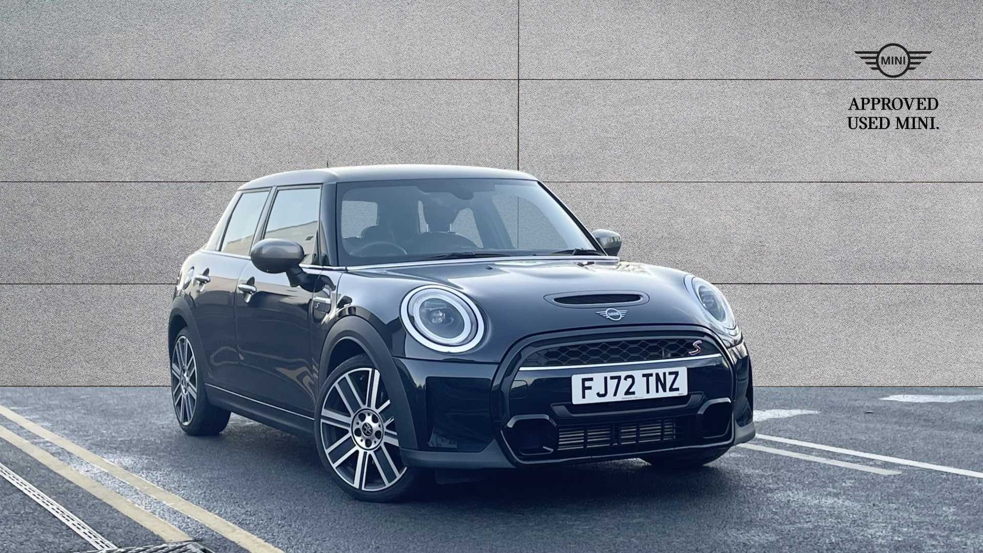 Main listing image - MINI Hatchback 5dr