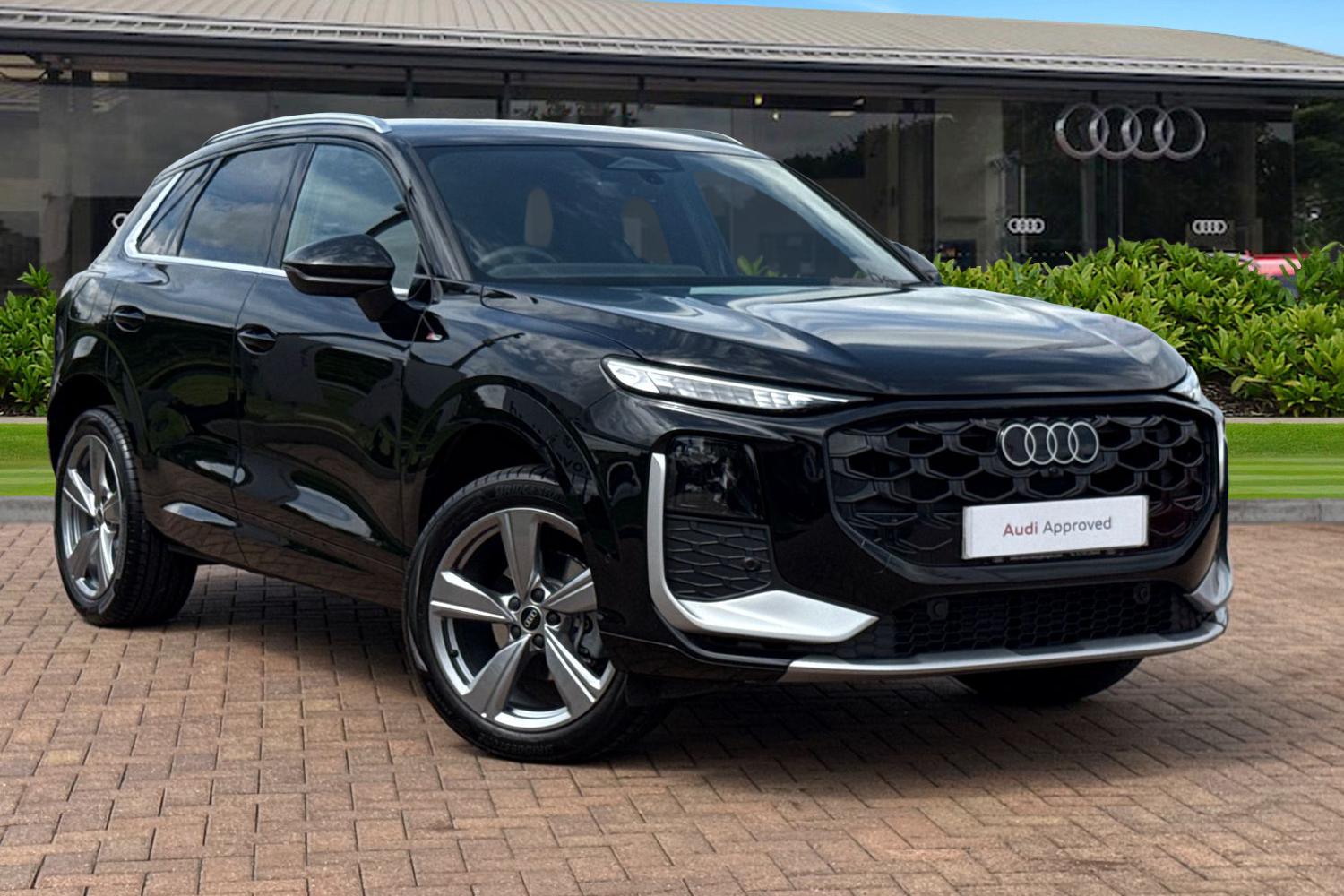 Main listing image - Audi Q3