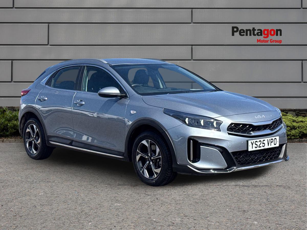Main listing image - Kia XCeed