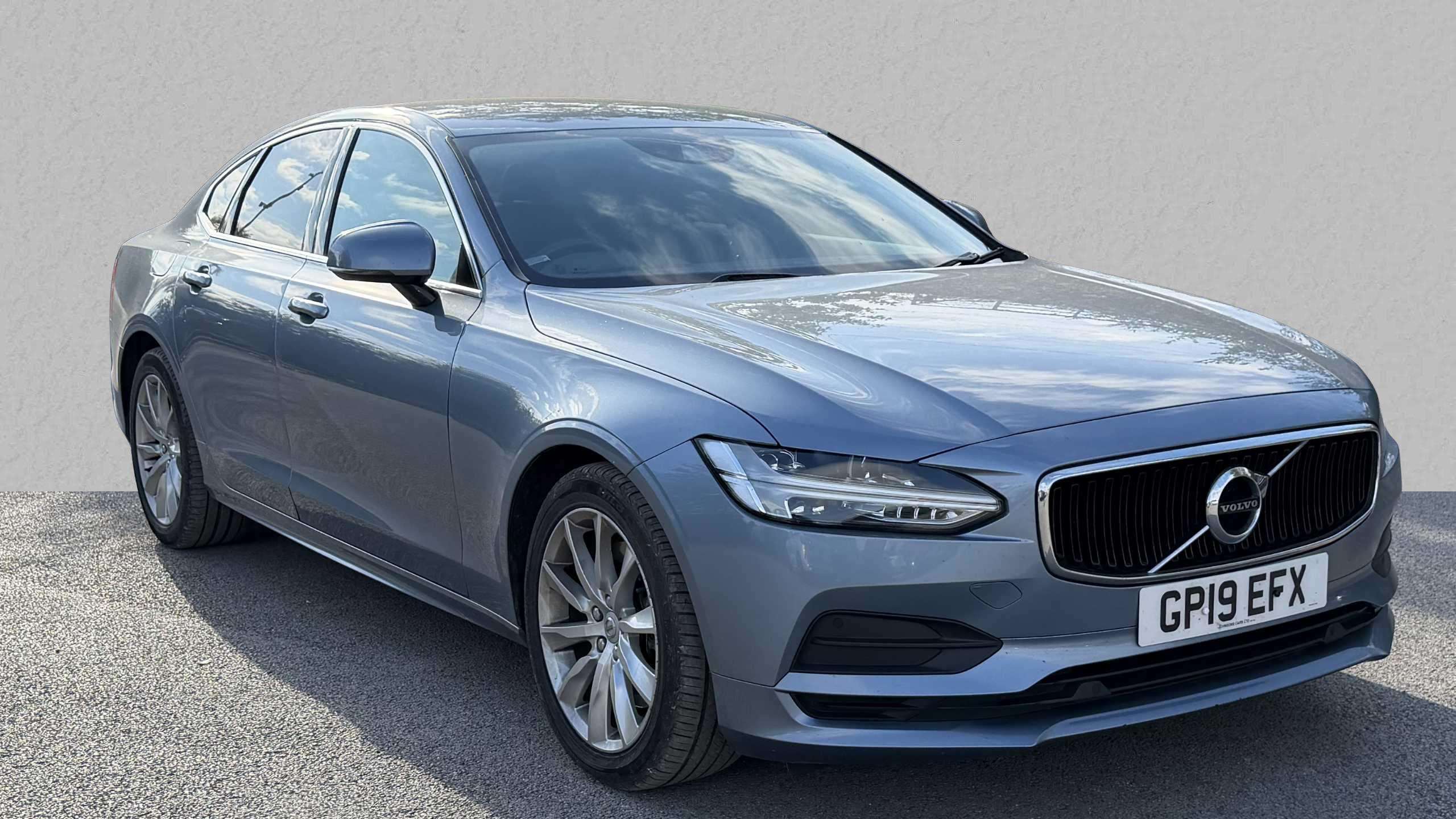 Main listing image - Volvo S90