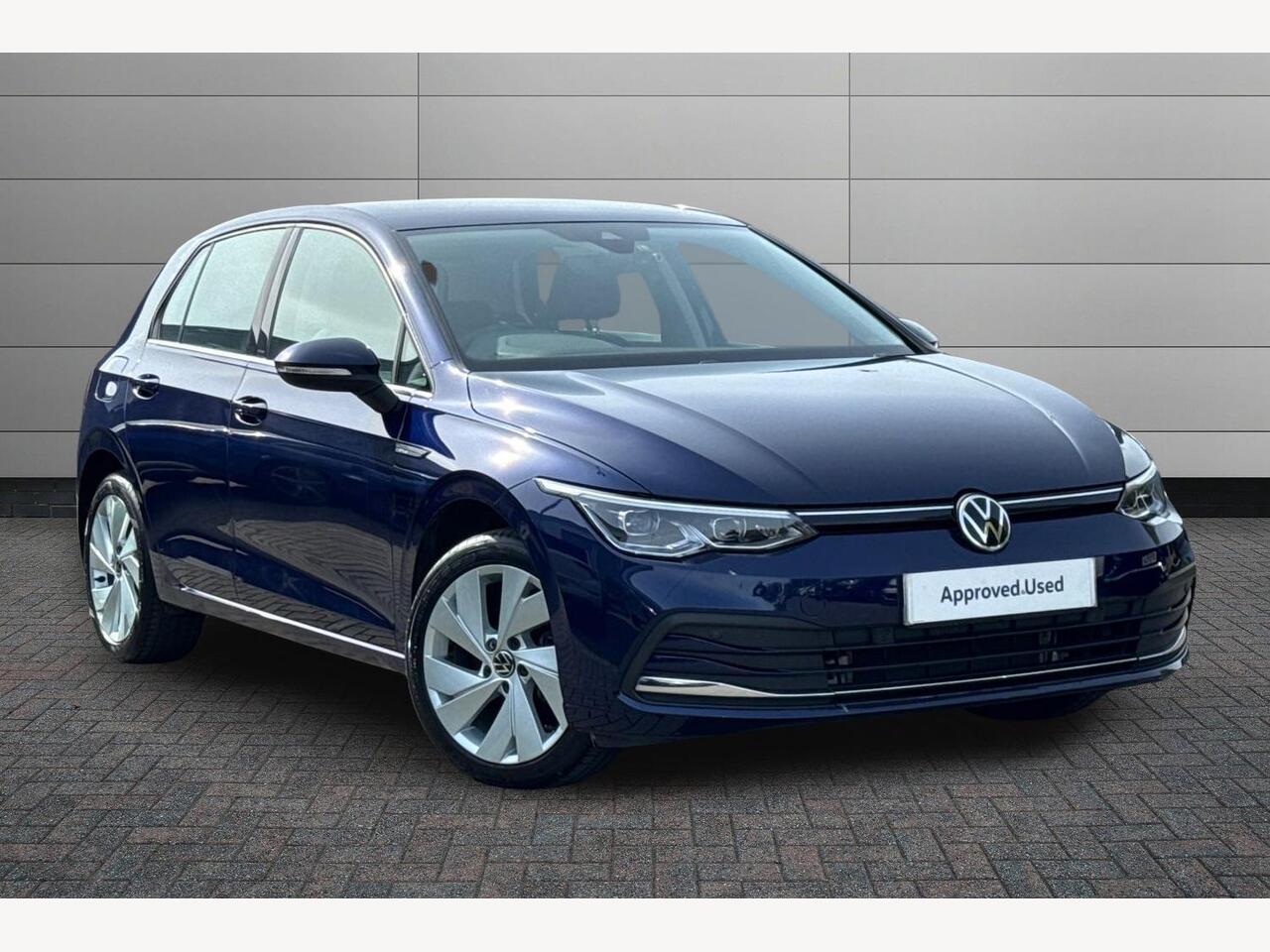 Main listing image - Volkswagen Golf