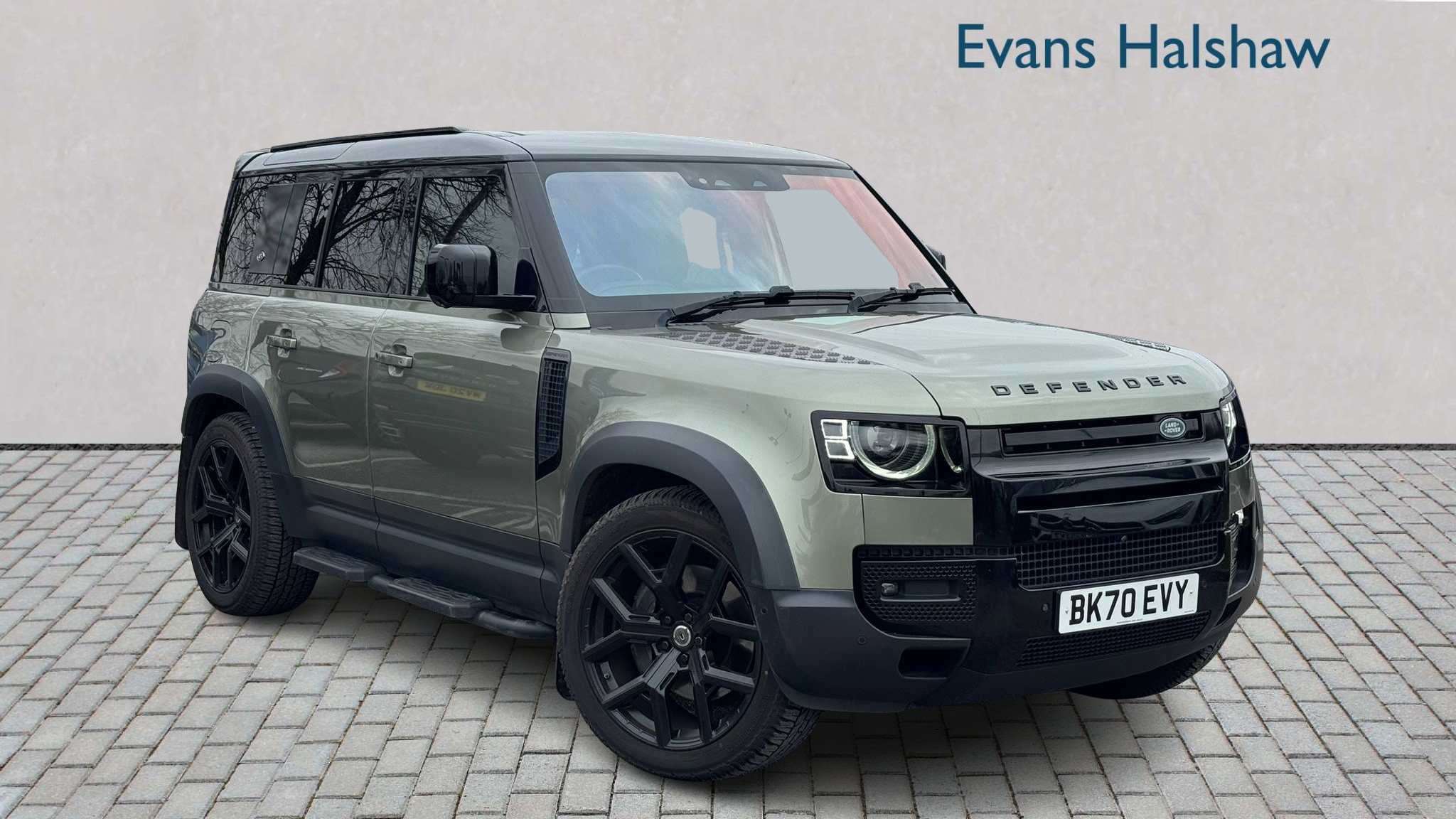 Main listing image - Land Rover Defender
