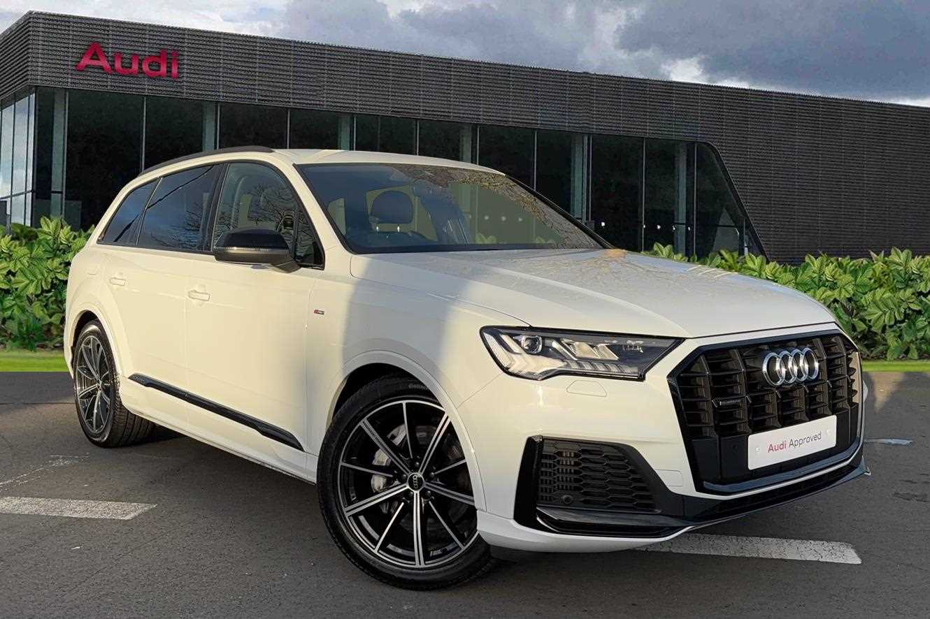 Main listing image - Audi Q7