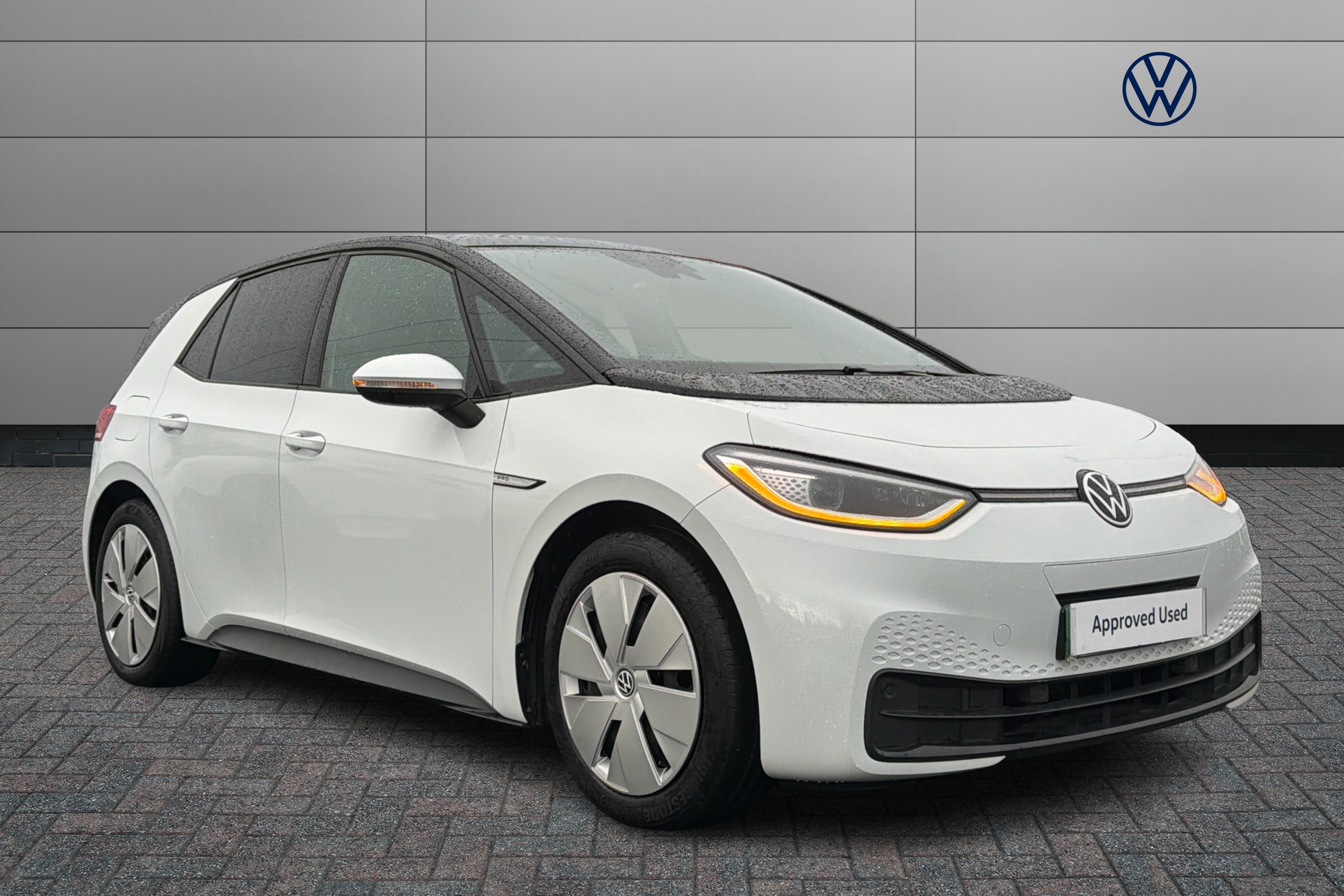 Main listing image - Volkswagen ID.3