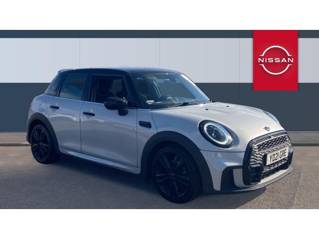 Main listing image - MINI Hatchback 5dr