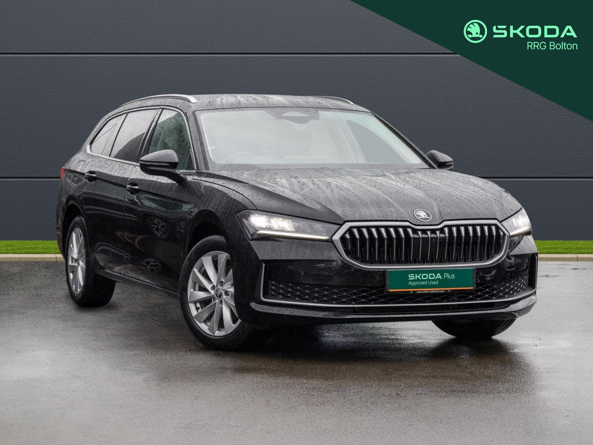 Main listing image - Skoda Superb Estate
