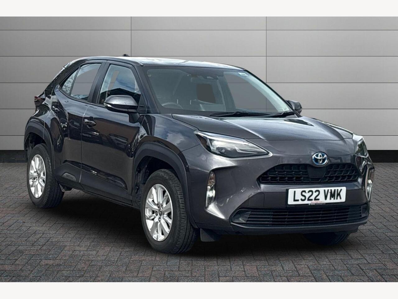 Main listing image - Toyota Yaris Cross