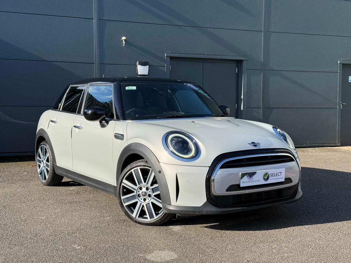 Main listing image - MINI Hatchback