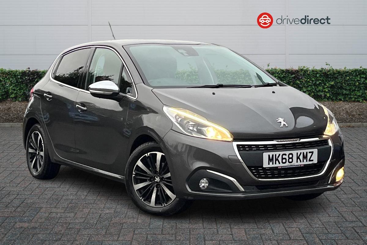 Main listing image - Peugeot 208