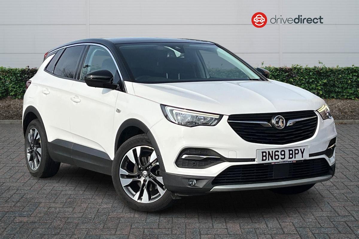 Main listing image - Vauxhall Grandland X