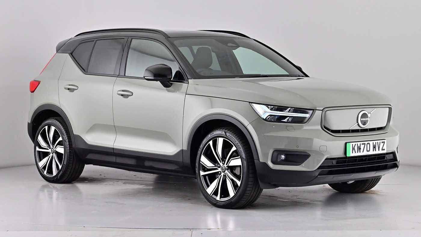 Main listing image - Volvo XC40