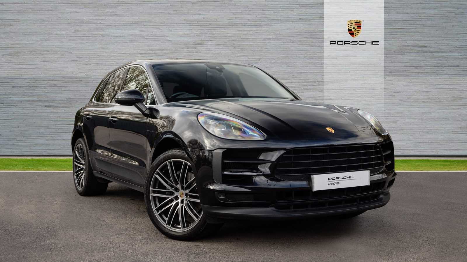 Main listing image - Porsche Macan