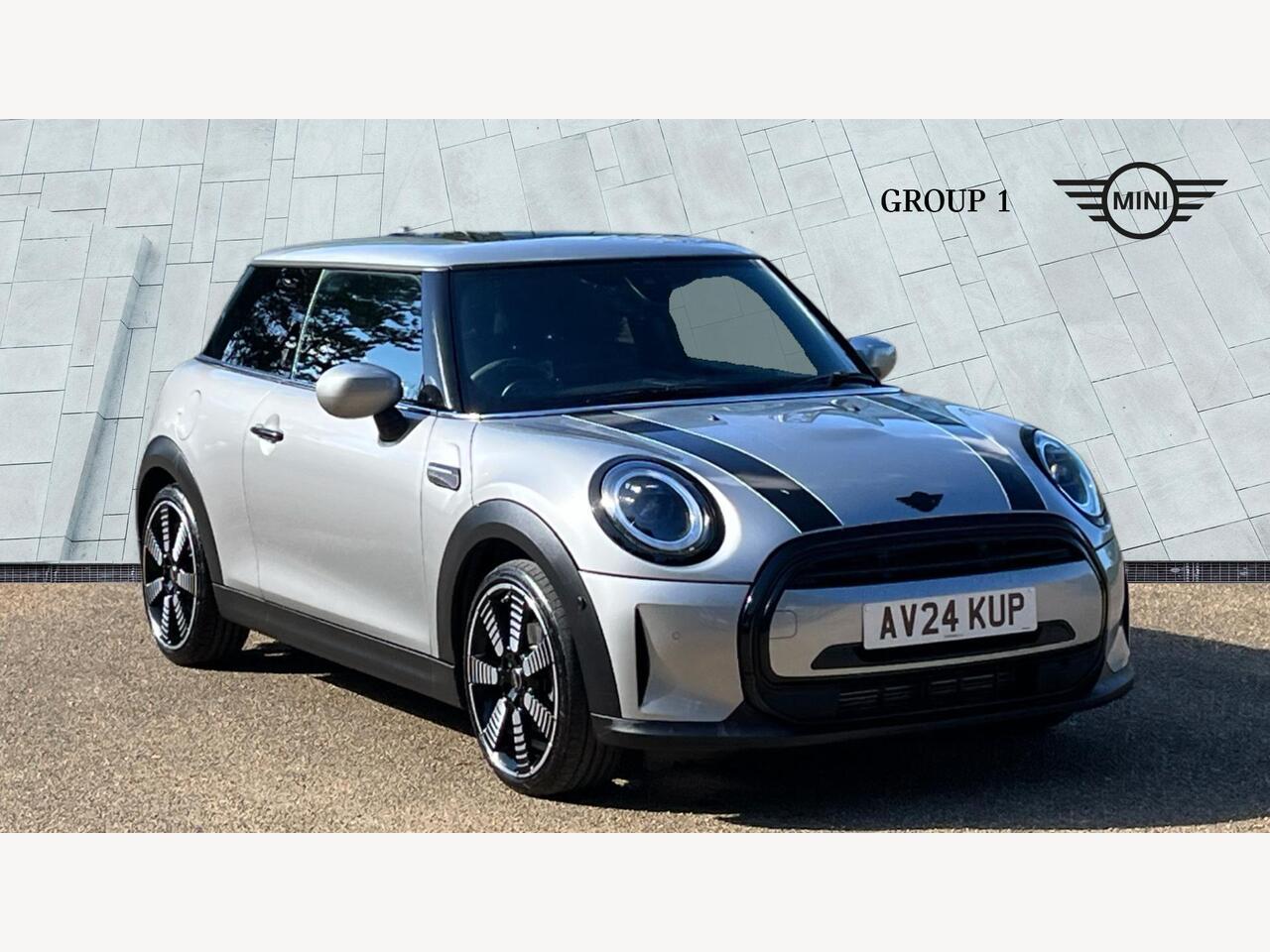 Main listing image - MINI Hatchback
