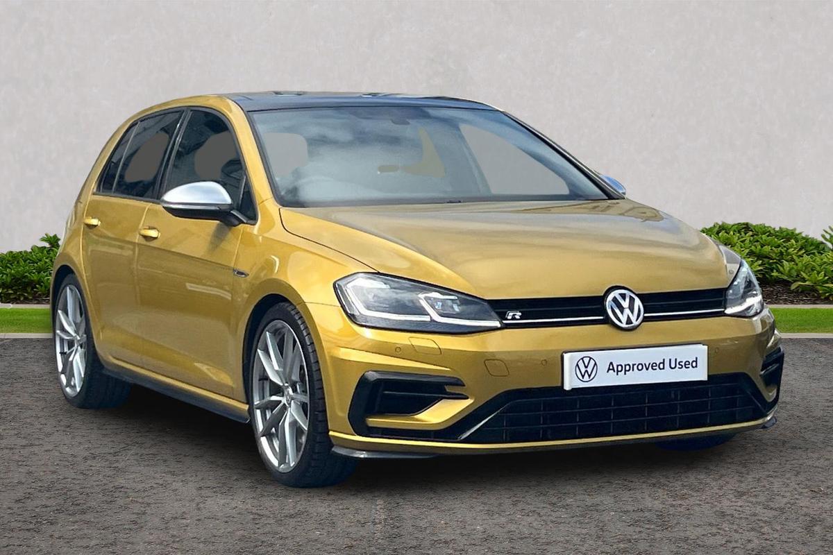 Main listing image - Volkswagen Golf