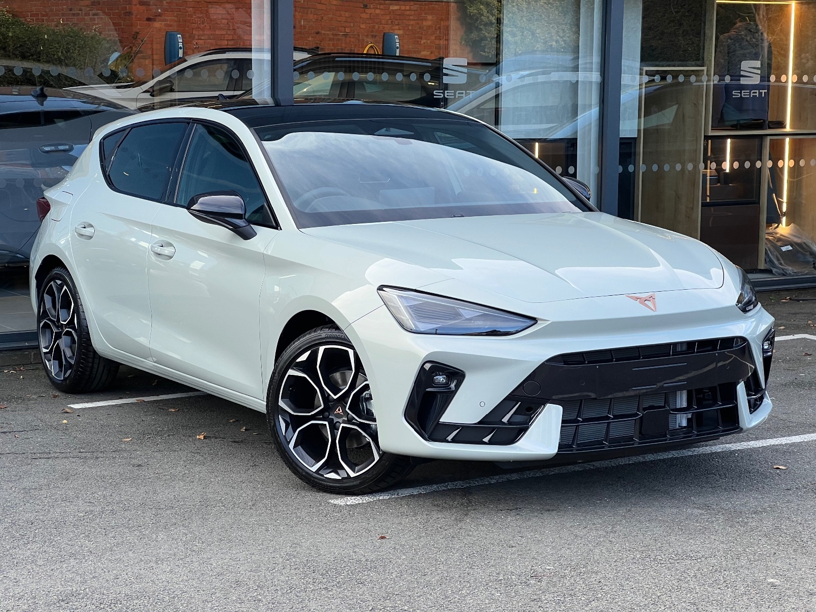 Main listing image - Cupra Leon