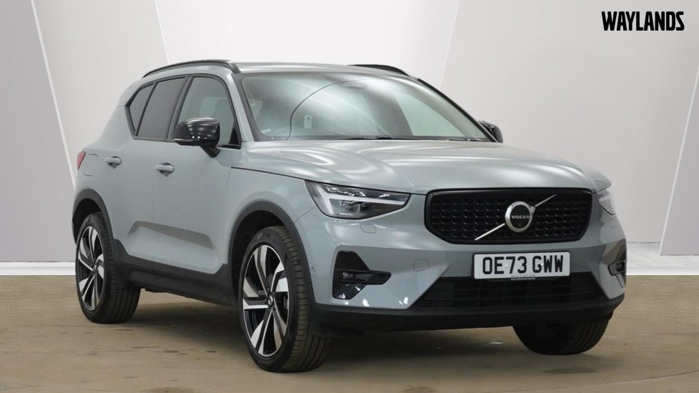 Main listing image - Volvo XC40