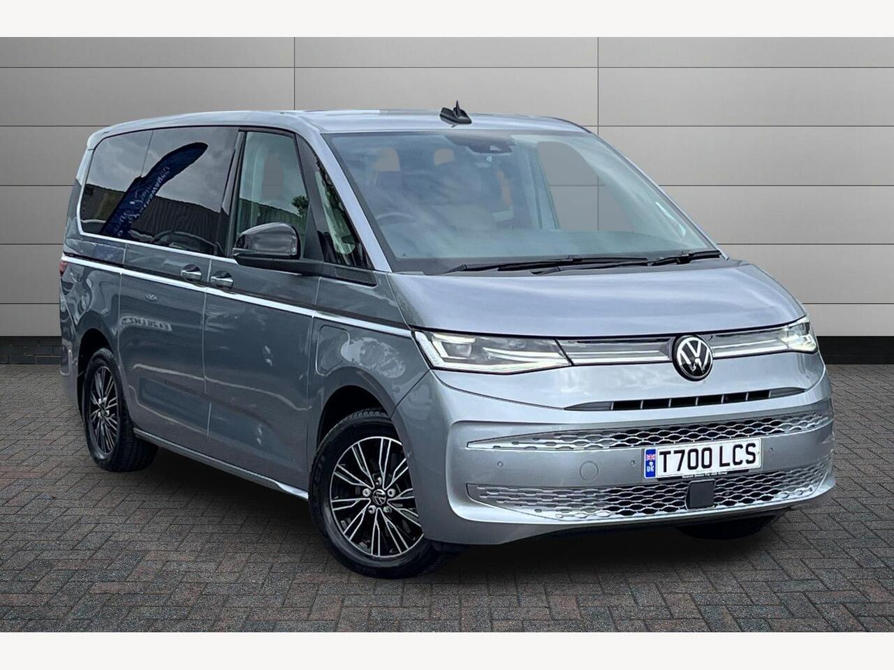 Main listing image - Volkswagen Multivan