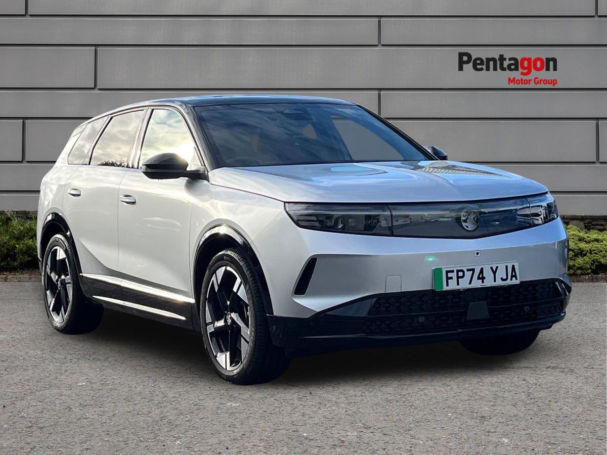 Main listing image - Vauxhall Grandland