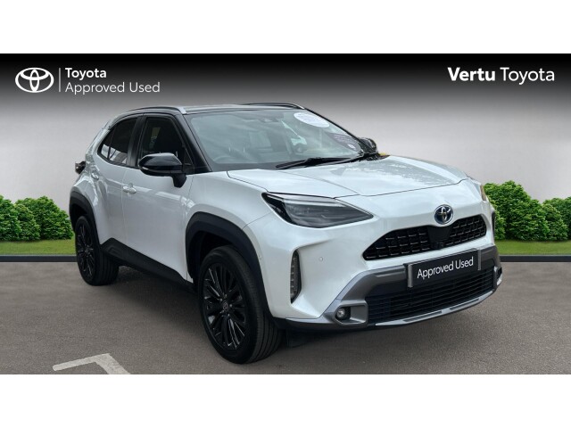 Main listing image - Toyota Yaris Cross