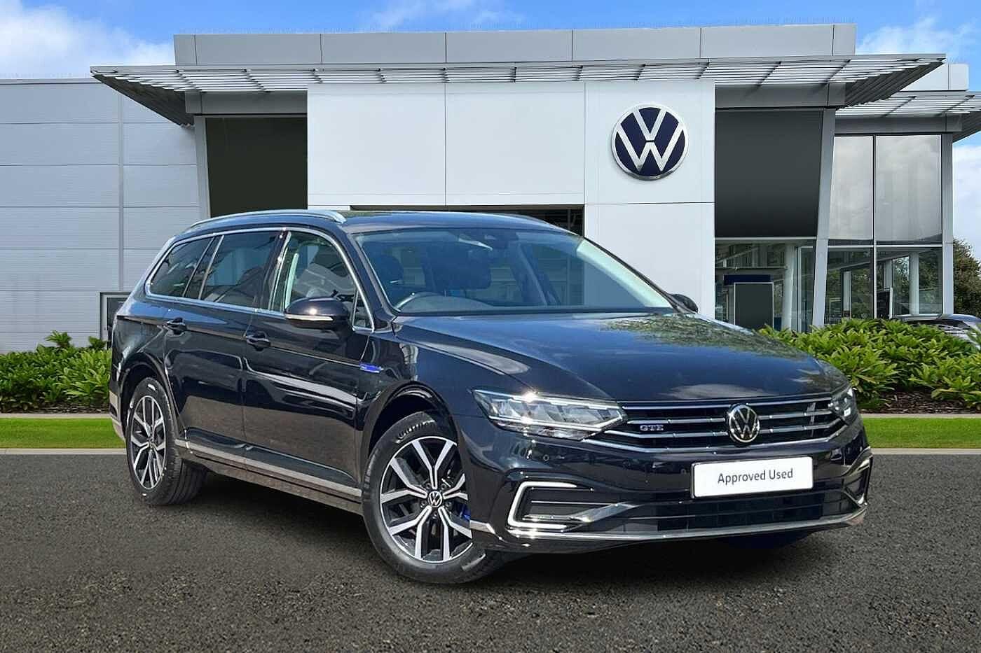 Main listing image - Volkswagen Passat GTE