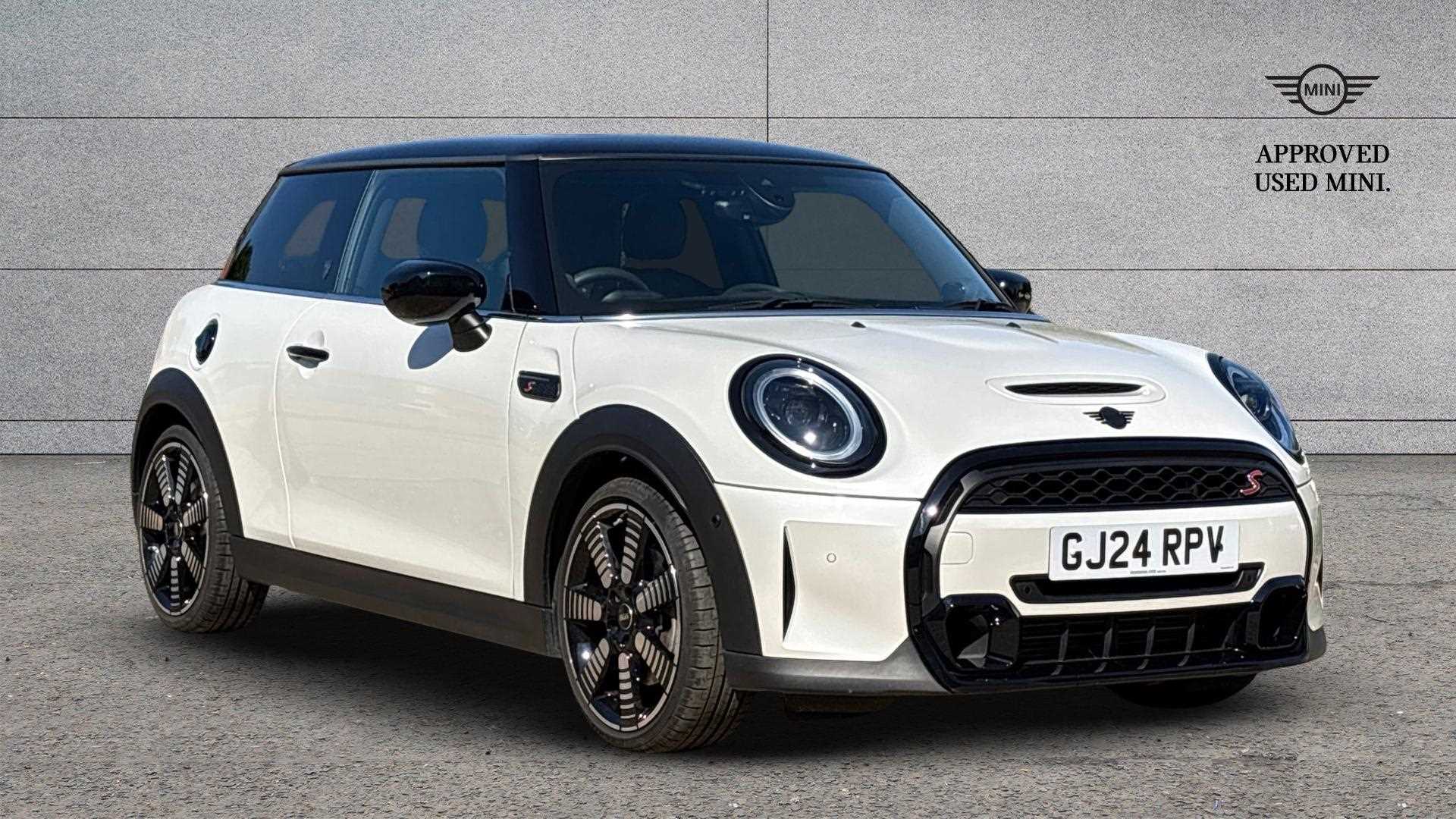 Main listing image - MINI Hatchback