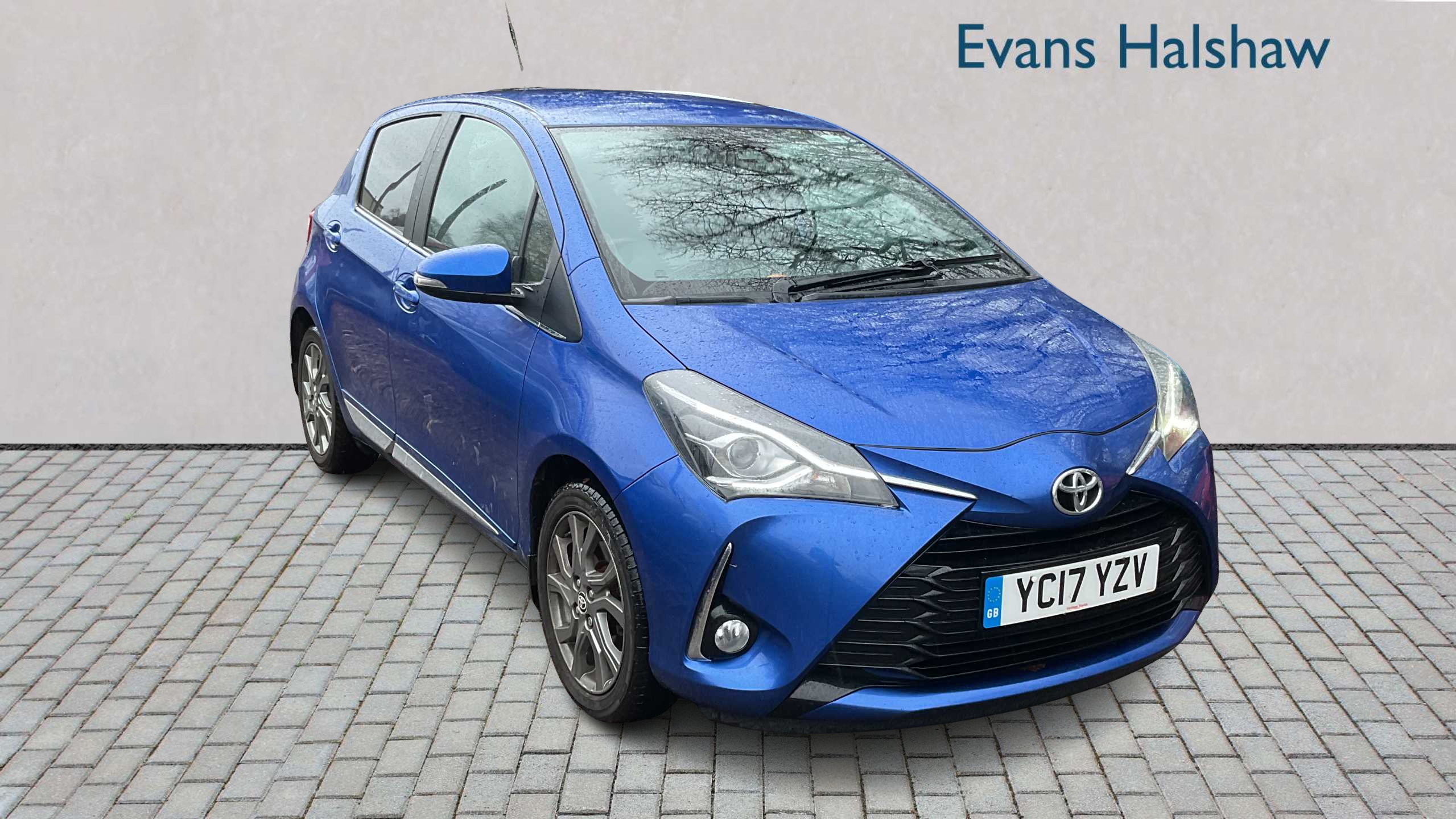 Main listing image - Toyota Yaris