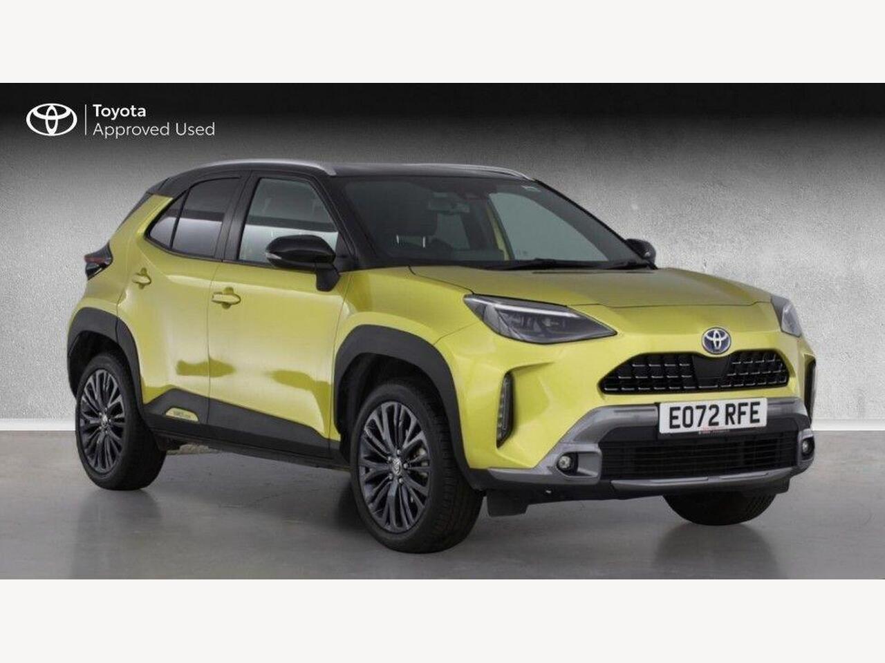 Main listing image - Toyota Yaris Cross